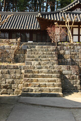 한옥 돌 계단