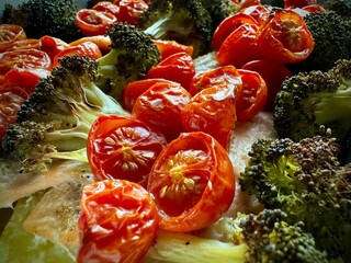 Close-Up of Oven-Baked Salmon with Roasted Cherry Tomatoes and Broccoli – Healthy Homemade Meal