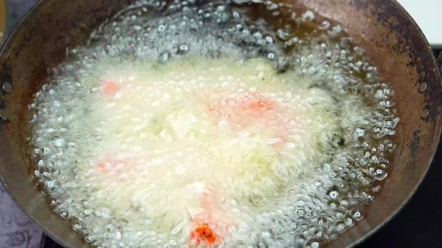 Crispy, juicy Fried Chicken / Tandoori Chicken &ndash; A famous Indian cuisine, known for its smoky, spiced flavor. A popular restaurant and street food, loved worldwide for its rich taste and vibrant color