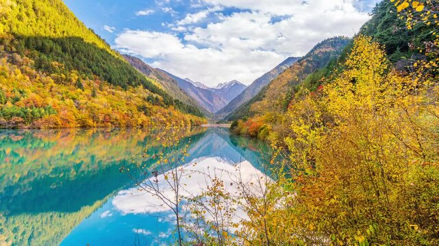 Time lapse of Jiuzhaigou national park in autumn, China.