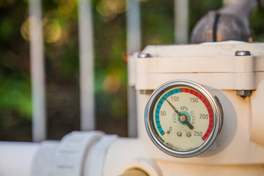 Pressure gauge on old pool pump sand filter