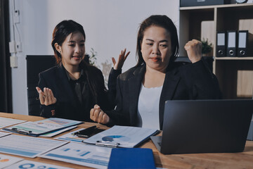 Business analyze,Close up Business people meeting to discuss the situation on the market. Business Financial Concept