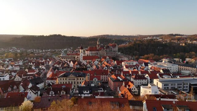 Magisches Sigmaringen bei Sonnenuntergang &ndash; Luftaufnahmen in goldenem Licht