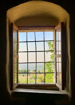 Window to the Mountains