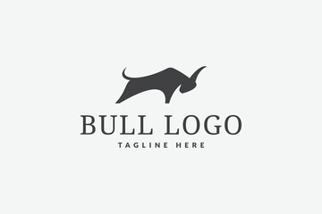 simple bull logo design. logo icon vector silhouette illustration