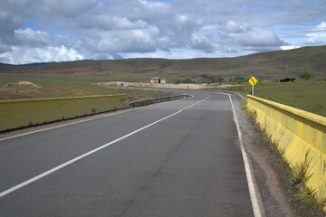 The roads and highways in the Bolivar State take us to the last corners of Venezuela!