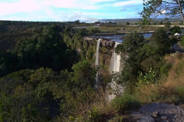 The Bolivar State in its varied geography offers us mountains, valleys, lakes, forests and above...
