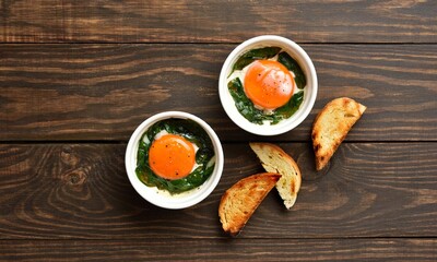 Eggs en cocotte (baked eggs)