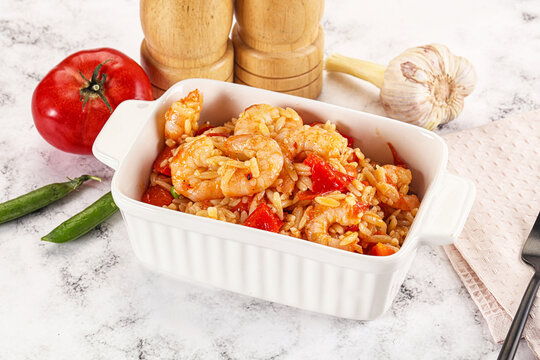 Italian pasta orzo with prawn