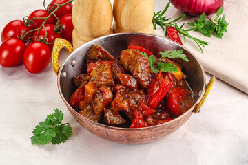 Pork with vegetables and oyster sauce