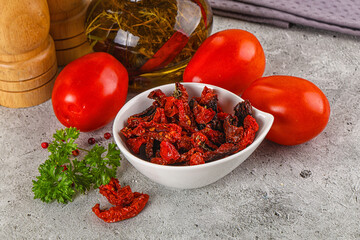 Sundried red tomatoes in the bowl