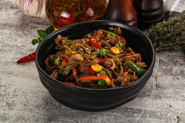 Soba with shredded pork and vegetables