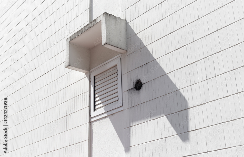 Poster White empty surface wall with window and shadow minimalistic copy space. abstract wall architectural background Building exterior. White brick wall empty copy space background wallpaper