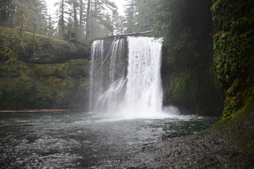 Upper north falls , silver falls state park , Oregon