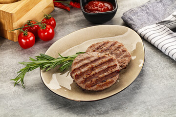 Grilled two beef burger cutlet