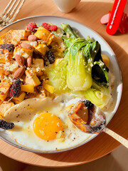 Healthy garlic tofu with fried egg and pak choi. Delicious food. Cooking recipes. Healthy recipe. Healthy meal. Bruch menu. Diet food.Healthy recipes.Easy home cooking. Tofu recipes. High protein meal