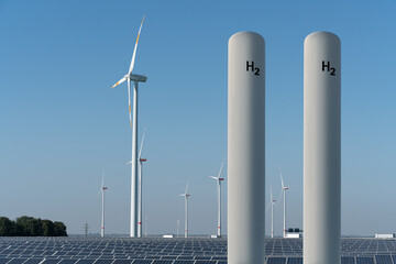 Green hydrogen from wind energy and photovoltaic systems using electrolysis – storage in H2 tanks © Gerd