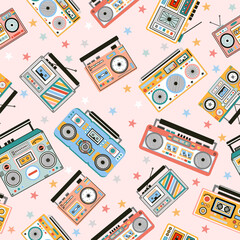 Boombox_pattern_similar