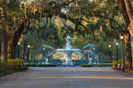 The fountain at Forsyth Park in Savannah Georgia on an early spring morning