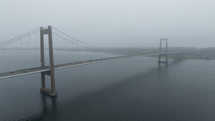 Obraz premium New Little Belt Bridge, suspension bridge that crosses the Little Belt strait between Jutland Jylland and the island of Funen.