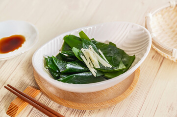 新物昆布のさしみ
