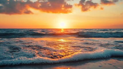 Obraz premium Ocean Wave at Sunset