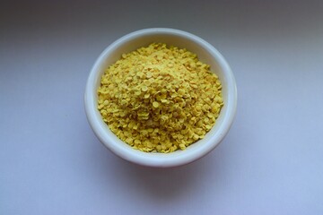 breadcrumbs, panko, breadcrumbs, close-up, bowl, white background, cooking, ingredients, food texture, yellow breadcrumbs, kitchen, food, food photo, breadcrumbs, cooking ingredients, food background,