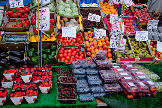  fresh, fruit, vegatables, market, stand, organic, tariffs, import, export