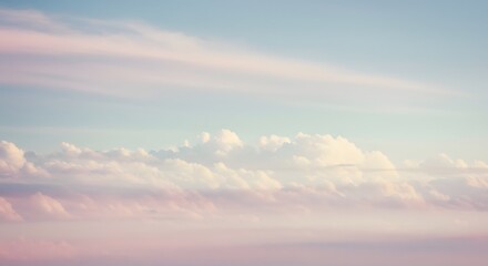 Obraz premium Pastel Sky: Serene Cloudscape at Sunset with Soft Hues and Gentle Breeze