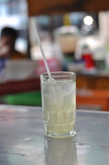 glass of lemon ice water