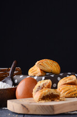 leaf shaped nastar pineapple cookies