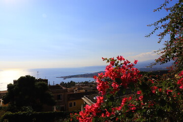 朝のタオルミーナ