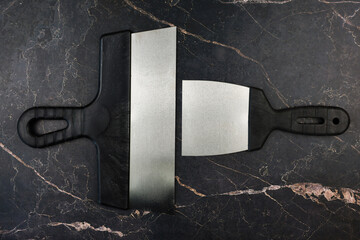 This modern spatula set showcases a sleek design and impressive functionality, perfect for culinary enthusiasts