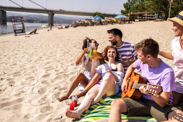 Summer vibes with guitar tunes and good company