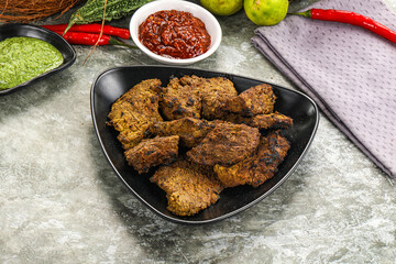 Grilled beef barbecue with spises