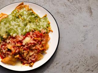 nachos with guacamole and salsa