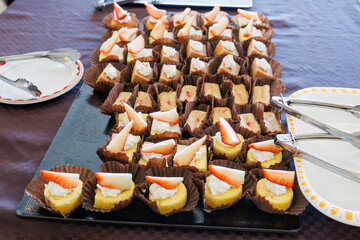 食後のスイーツバイキング。
春のイチゴのケーキ各種が食べ放題だった。
道の駅でランチを食べる。
三島市、静岡県-2025年3月30日
