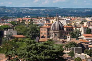 Obraz premium LA città di Viterbo dall'alto