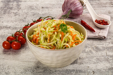 Vegan salad with kohlrabi and carrot