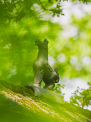 animal ornaments on house- ridges