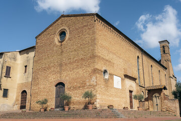 Fototapeta premium church in tuscany
