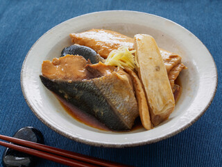 ぶりのあら煮