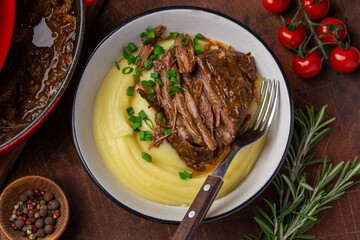 braised beef with mashed potato