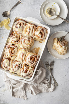 Lemon Rolls with Lemon Cream Topping