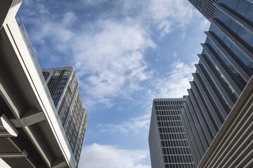Fototapeta premium Modern building with blue sky