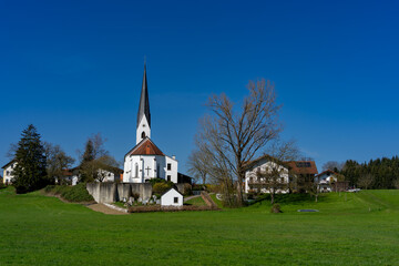 Kuratiekirche St. Rupertus in Stephanskirchen Hemhof