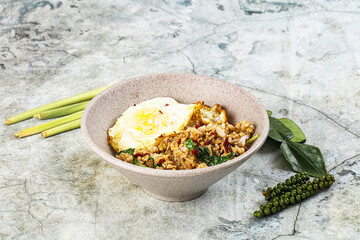 Rice with minced meat and basil