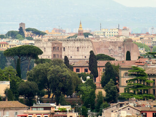 Obraz premium panoramic view of the city of rome