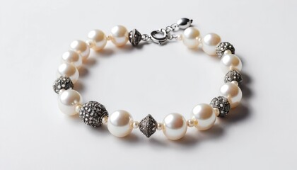 Obraz premium Luxury pearl bracelet, elegant jewelry accessory featuring precious pearls, isolated on white background