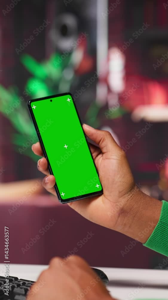 Fototapete Vertical Video Black freelancer using AI assistant for auto generated solutions and mockup, solves tasks via chatbot web interface. Advanced machine learning and smart algorithms help with efficiency